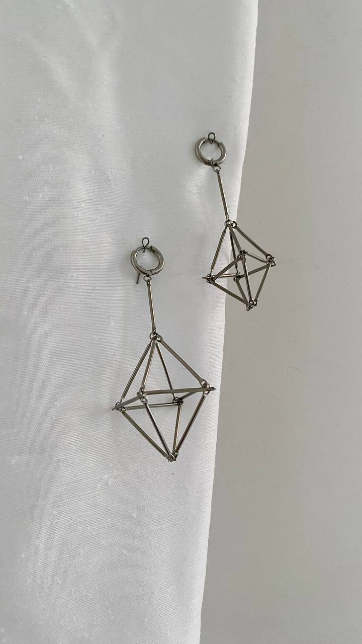 Basic Spider earrings