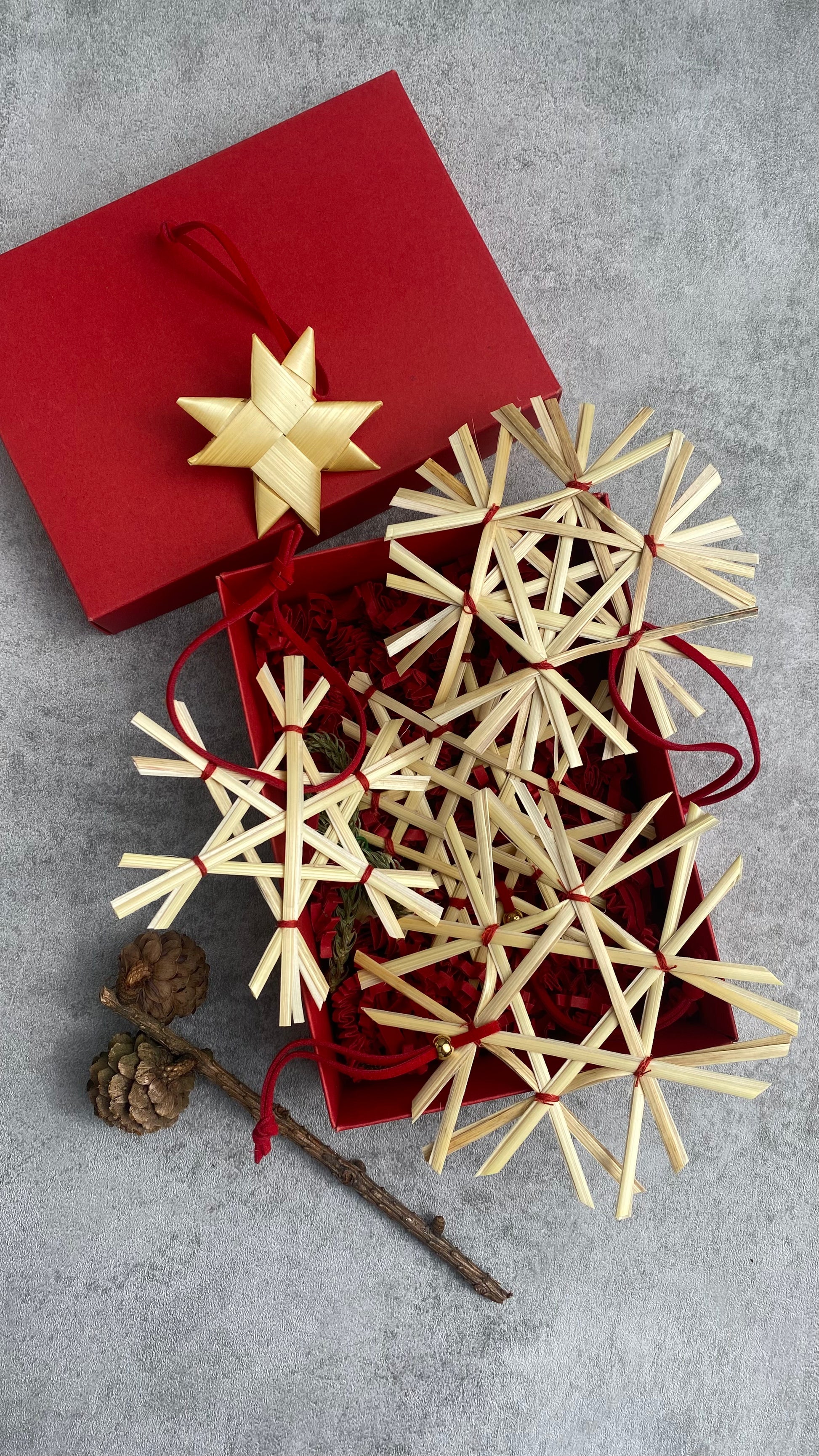 Set of straw snowflakes