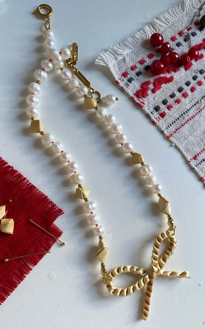 Folk Romance Necklace